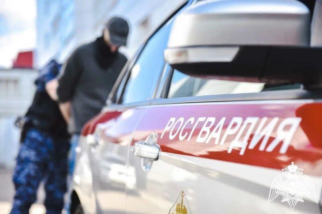 🚨 В Старой Купавне на ул. Кирова мужчина во время пьянки убил свою знакомую.
Пара выпивала, потом..