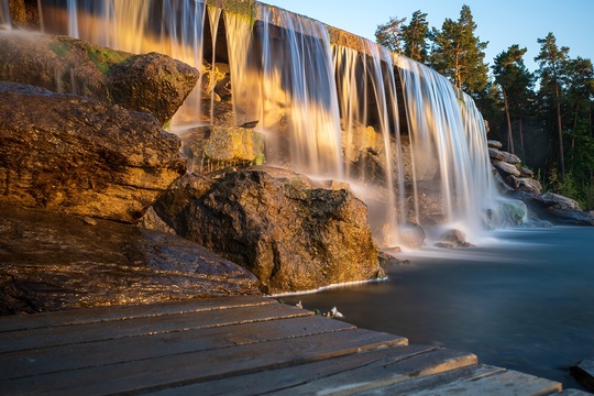 Водопады в парке «Малевича» 😍  Фото: Дмитрий..