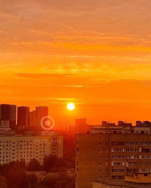 Один закат не похож на другой, краски неба не бывают..