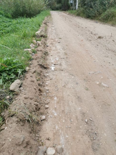 В деревне Вонякино испорчена дорога.
Суть дела:
В деревне грунтовая дорога находится в плачевном состоянии...