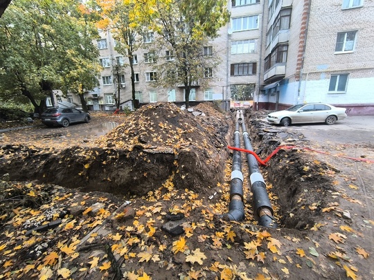 Тротуары на Весенней в этом году превратились в полосу..