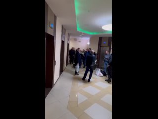 В пробку можно попасть не только на улице, но и в собственном подъезде.  Жители ЖК «Загорье» в Восточном..