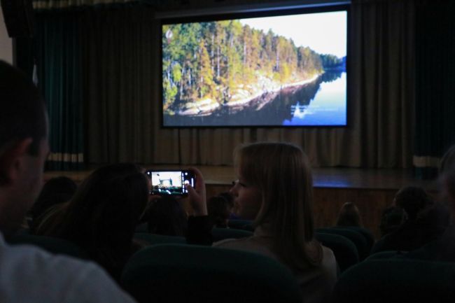 Старшеклассники «Морозовской школы» пообщались с правнучкой Василия Поленова 
Накануне Дня учителя..