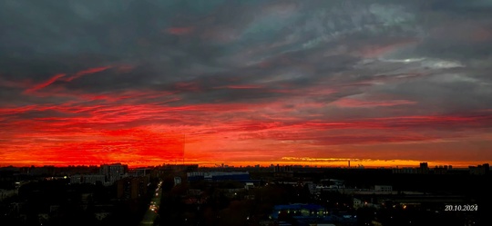 ЗАКАТ
Сегодня в Балашихе был очень красивый..