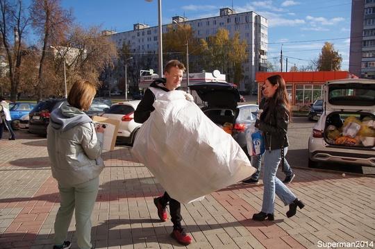 Вчера у ТЦ «Аквилон» в Орехово-Зуево высадились зелёные человечки♻ Там прошла ежемесячная эко-акция от..