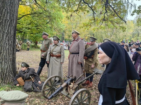 В мемориальном центре «Бутово», расположенном на территории Ленинского округа, почтили память участников..