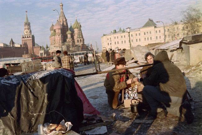 Остановка "Поликлиника", 1995-1996..