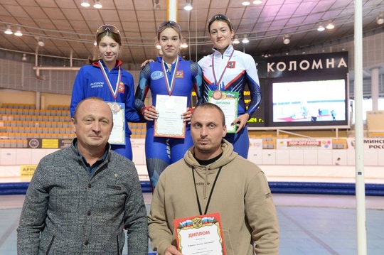 ⛸ Новые рекорды «Кубка Коломенского кремля»
В КЦ «Коломна» завершились всероссийские соревнования по..