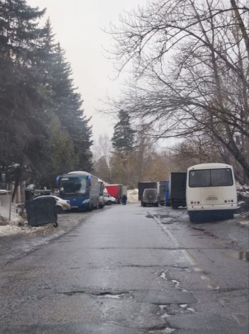 г.Пушкино, м-н Мамонтовка, ул.Рабочая, д1к1. Меняется сезон за сезоном, все наши обращения в различные..