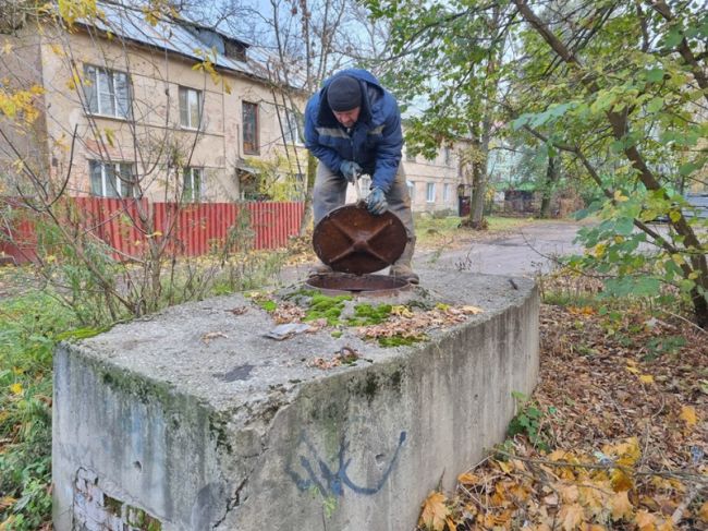 В Красноармейске начали обнаруживать проблемы в тепловых сетях во время еженедельных проверок.  В..