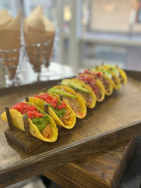 День ТАКО в Al'taco! 🌮🎉
Каждое воскресенье в кафе мексиканской кухни Al'taco — АКЦИЯ! Получите 20% скидку на любой..