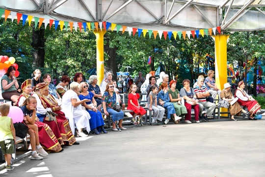 ❗️Завтра, 5 октября, с 12:00 до 15:00 в химкинских парках пройдут праздничные мероприятия  В парках Толстого,..