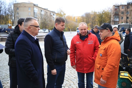 🔷В Долгопрудном состоялся смотр коммунальной техники 
❄Прошлогодняя зима была мегаснежной и побила все..