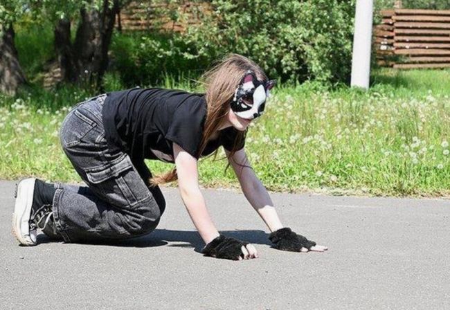 🫣 В Подмосковье девочка-квадробер пришла в ветклинику вместе с мамой!!! Она хотела вакцинироваться и..