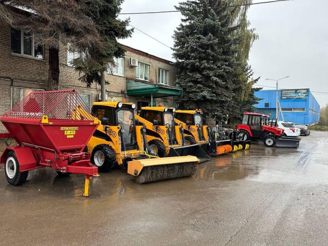 Коммунальные службы Богородского округа получили снегоуборочную технику.  48 ручных бензиновых..