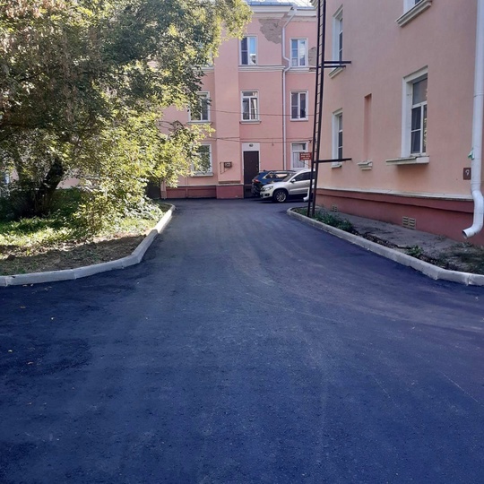 🏢 🌳В городском округе Коломна завершили благоустройство дворов. Рабочие подрядных организаций..