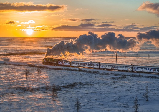 🚂🎅 Поезд Деда Мороза уже проездом побывал у нас в Орехово-Зуевском..