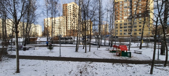 МЫТИЩИ СТРОЯТСЯ. На берегу Яузы в центре города готовится к сдаче корпус 13 ЖК "Цветочный город" с развитой..