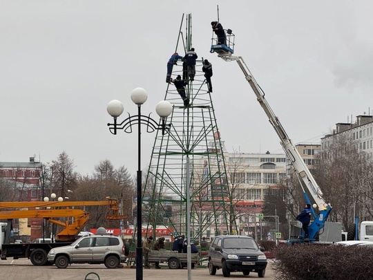 Новый год как мчится..