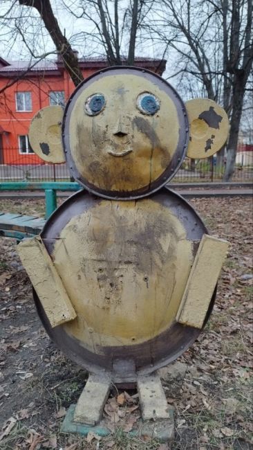 ❤ Артхаусное народное искусство Серпухова  Пройдя полсотни метров от Администрации Серпухова можно..