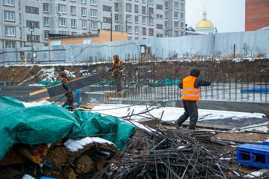 🏢 Семиподъездный жилой дом для переселенцев возведут в Озерах до конца 2025 года  Строительство важного..