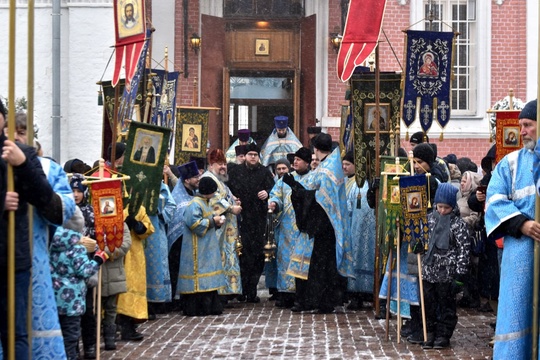 ⚡ В День народного единства и праздник Казанской иконы Божией Матери на Соборной площади в Коломне..