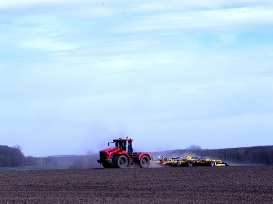 🚜 Ежегодно озерские аграрии «ОСП агро» возвращают в использование заброшенные земли, чтобы увеличивать..