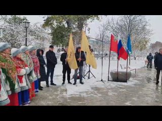 ⚡ В День народного единства и праздник Казанской иконы Божьей Матери в сквере имени В.И. Ленина состоялось..