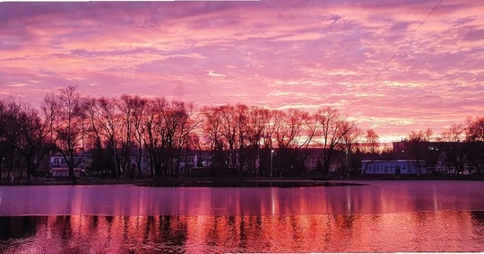 Ноябрьское шикарное утро 
город Раменское, озеро Пионер 
Фото: Алексей..