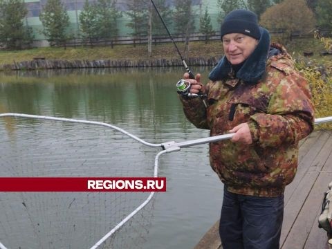 Мытищинские рыбаки открыли сезон форели на Рупасовских прудах  На Рупасовских прудах рыбаки открыли сезон..