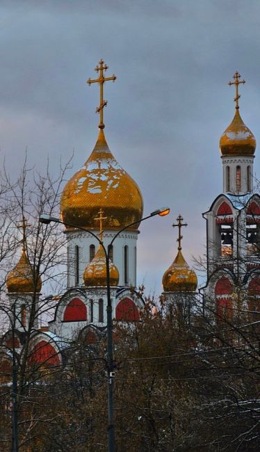 Красивое окончание рабочей недели (но не у всех)..