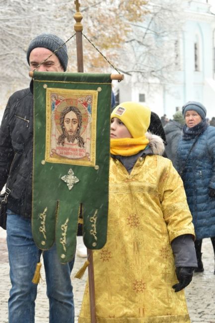 ⚡ В День народного единства и праздник Казанской иконы Божией Матери на Соборной площади в Коломне..