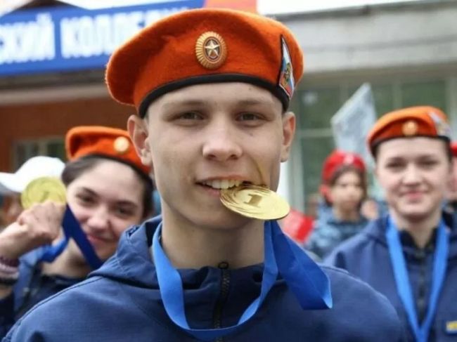 Юные пожарные Мытищ просят горожан проголосовать за них в конкурсе на лучшую дружину  Юные пожарные из..