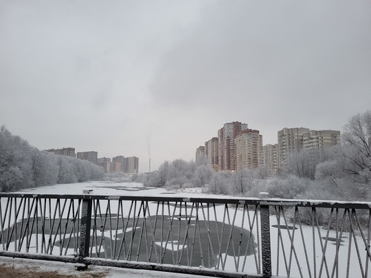 ЗИМА ВСË БЛИЖЕ ☃
📸 Оксана
Поделюсь нашей красотой. Парк..