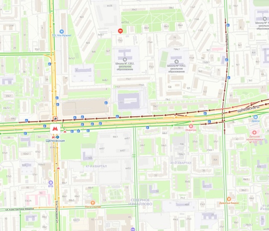 ❗В районе станции метро «Щелковская» произошло ДТП под мостом в сторону Москвы. 
«Туда лучше не ехать, всё..