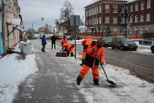 ❄❄❄ Куда обращаться по вопросам уборки снега в Коломне и Озерах  Дороги и тротуары в Коломне и Озерах..