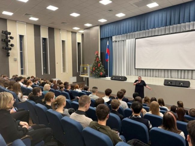 Полицейский в Пушкино встретилась с учащимися  Фото: пресс-служба ГУ МВД России по Московской области  Автор:..