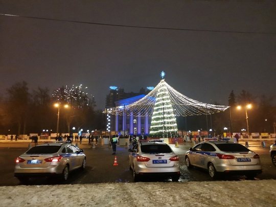 В ДК г.Жуковского вчера прошёл детский концерт. 
Хочется поделиться впечатлениями. 
На фоне энтузиазма и..