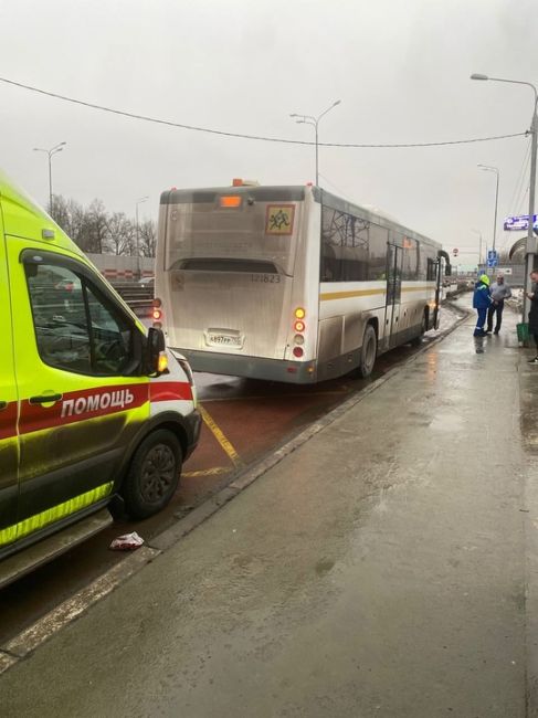 Добрый день. Хотелось бы заступиться за водителя автобуса А897РР 750, следующего ЭКСПРЕСС по маршруту 282 из..