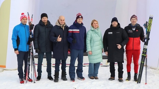 Новогодняя лыжня прошла в Мытищинском лесопарке  Перемены погоды никак не повлияли на общий сбор участников..