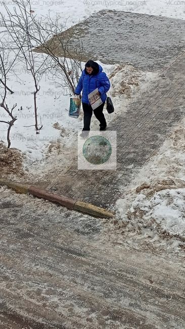 Сегодня,двор, Советская,43 ( рядом с администрацией) ответственный "..