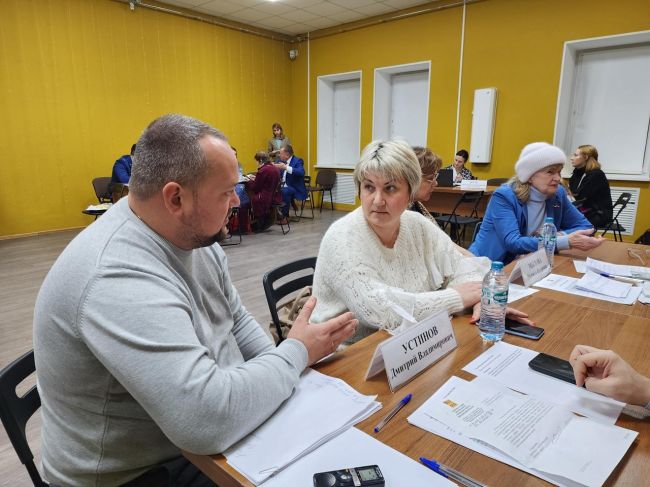 ✅ На Комсомольской-78 решат проблему слабого напора горячей воды.В главе с проблемой во время выездной..