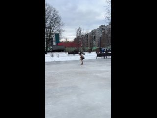 Сегодня в парке победы❄️⛸️  Выступили лучшие фигуристки СШ «Спартак-Орехово»
Свиридонова Милана
Смыгина..