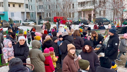 В прошедшие выходные весело и вкусно отметили Новый Год в Подольских Просторах!
Дом 43-Арммм 17 принял у себя..