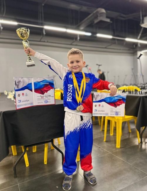 МОЛОДЕЦ, ПАРЕНЬ 💫♟🏆✨🥇✨
Миша Марков - лучший среди шахматистов Командного первенства Москвы и ЦФО в..