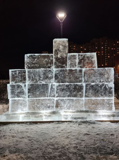 😱В Зеленограде появились новые ледяные..