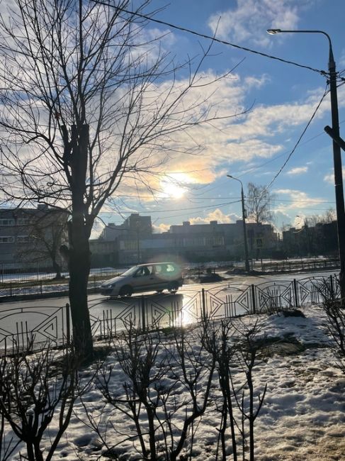 Апрельская погода установилась в Орехово-Зуеве.
☂️В ближайшие дни в городе будет в основном плюсовая..