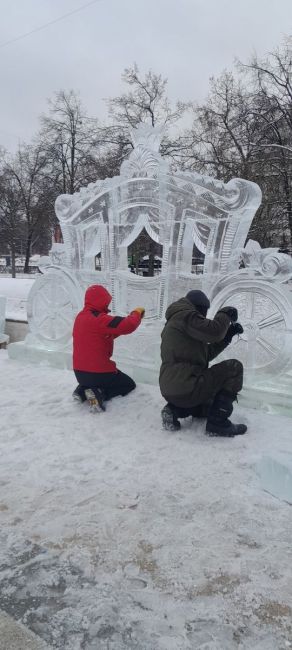 😱В Зеленограде появились новые ледяные..