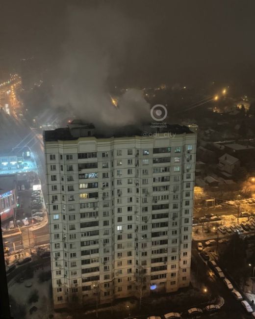 Ночью в Трехгорке произошел пожар 🚒  Как сообщают подписчики «Типичное Одинцово» возгорание произошло в..