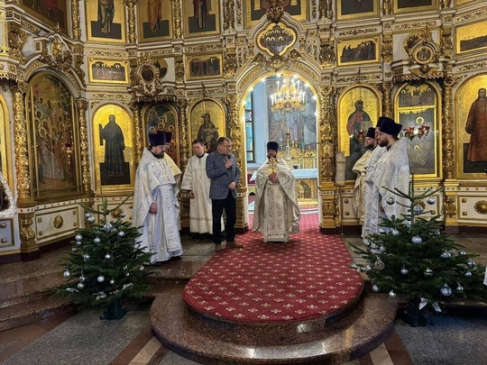 В Соборе Рождества Пресвятой Богородицы Орехово-Зуева состоялось утреннее богослужение. Его посетил..